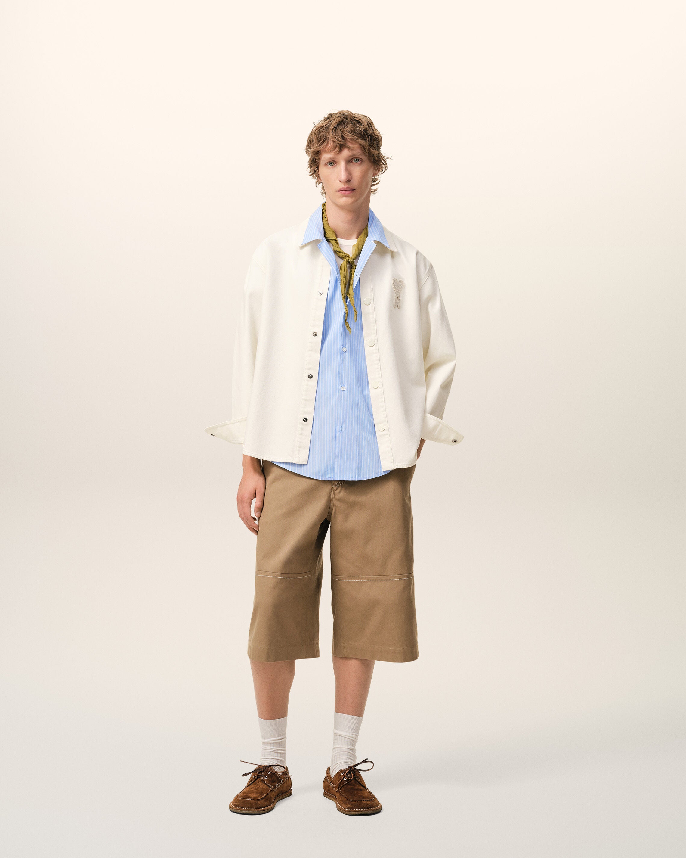 CAMISA OVERSIZE DE LANA BLANCA DE ALGODÓN BLANCO AMI DE COEUR | Ami Paris