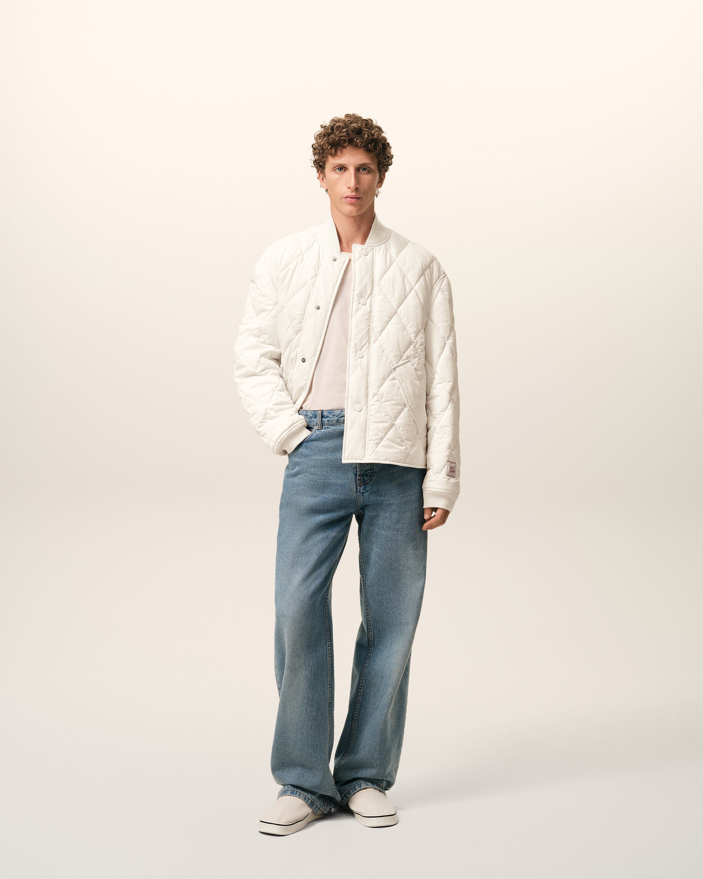 CHAQUETA ACOLCHADA BLANCA DE NYLON BLANCO | Ami Paris