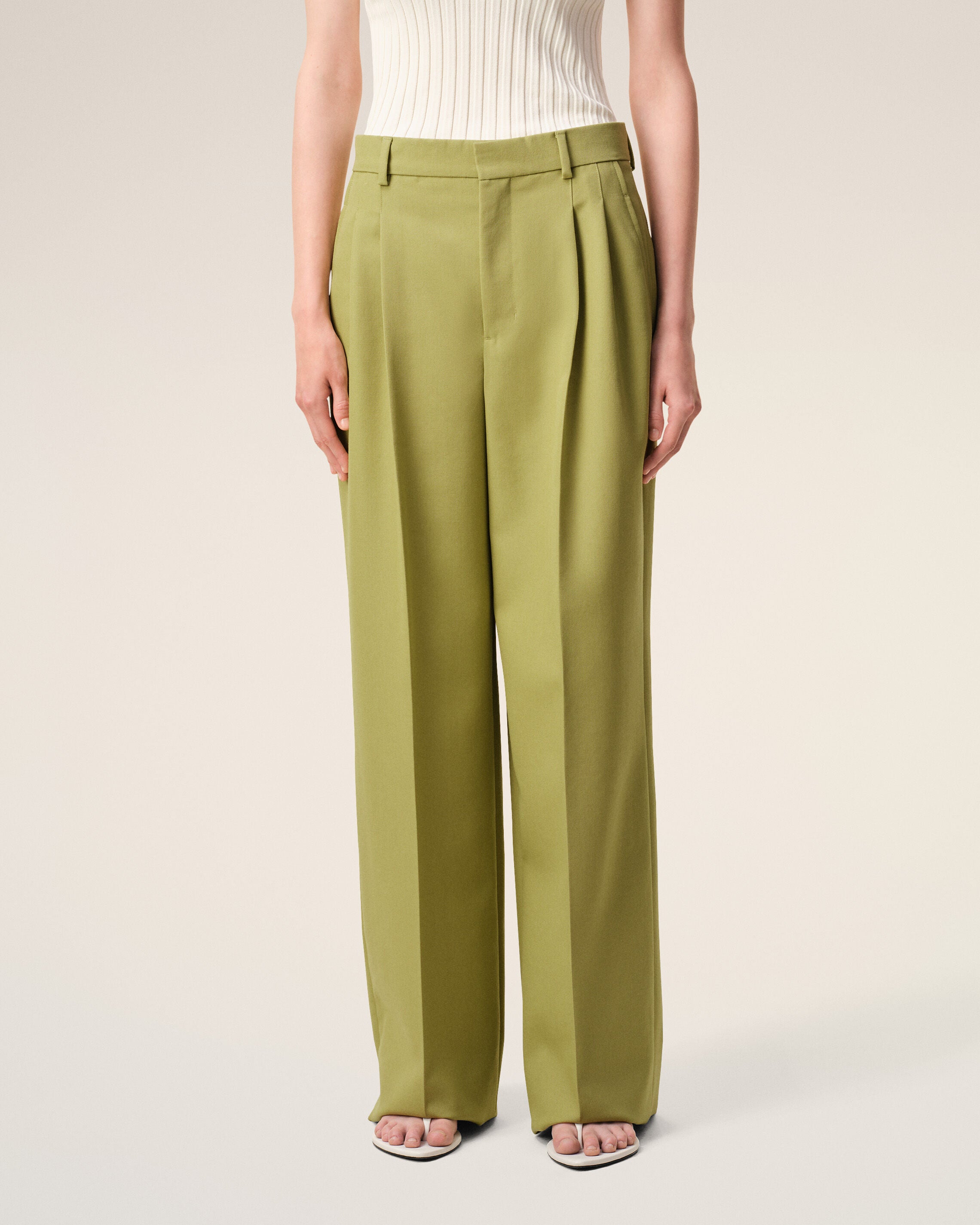 PANTALONES ANCHOS DE ALTA CINTURA EN LANA VERDE MATCHA | Ami Paris