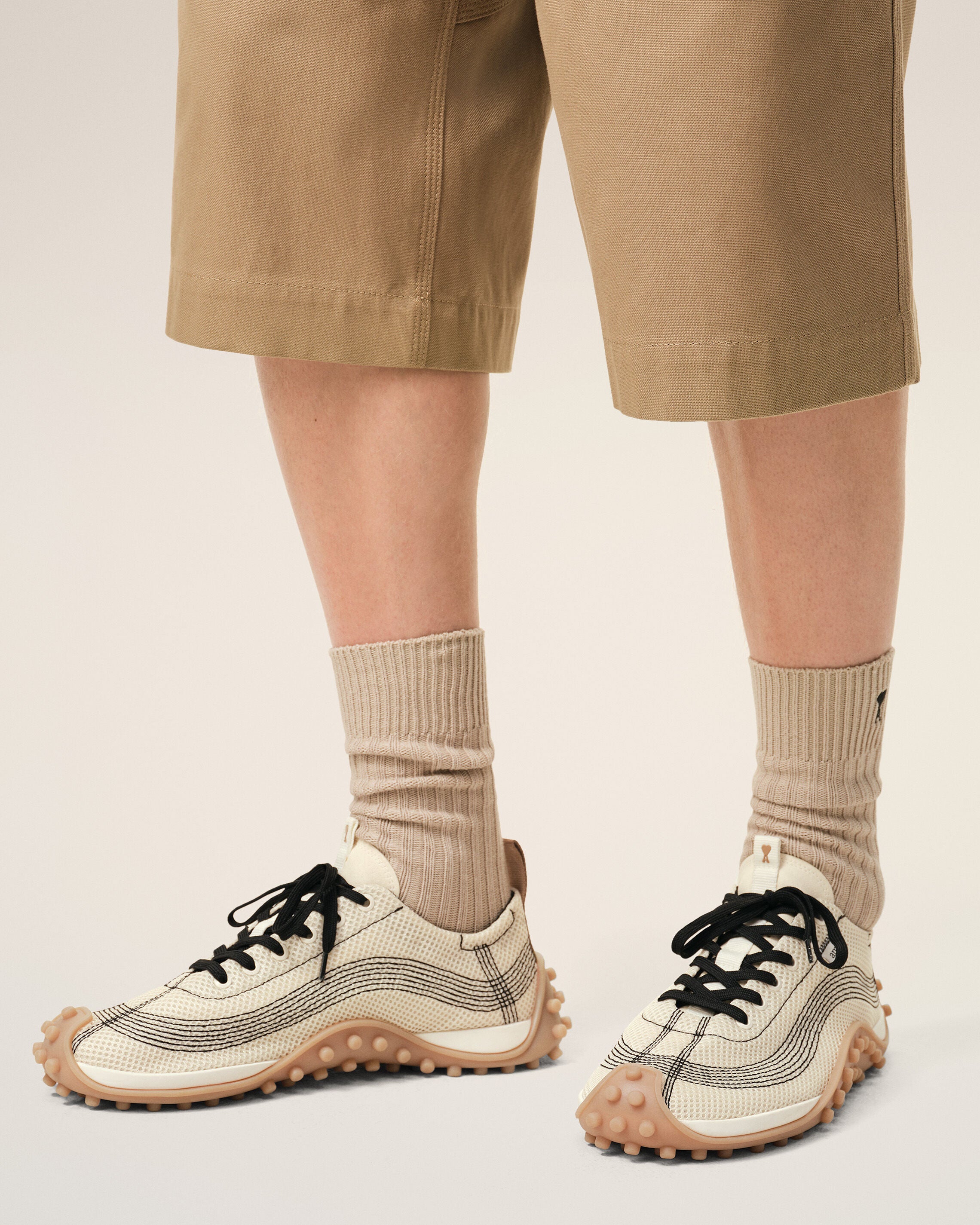 Zapatillas Mirage de malla blanca | Ami Paris