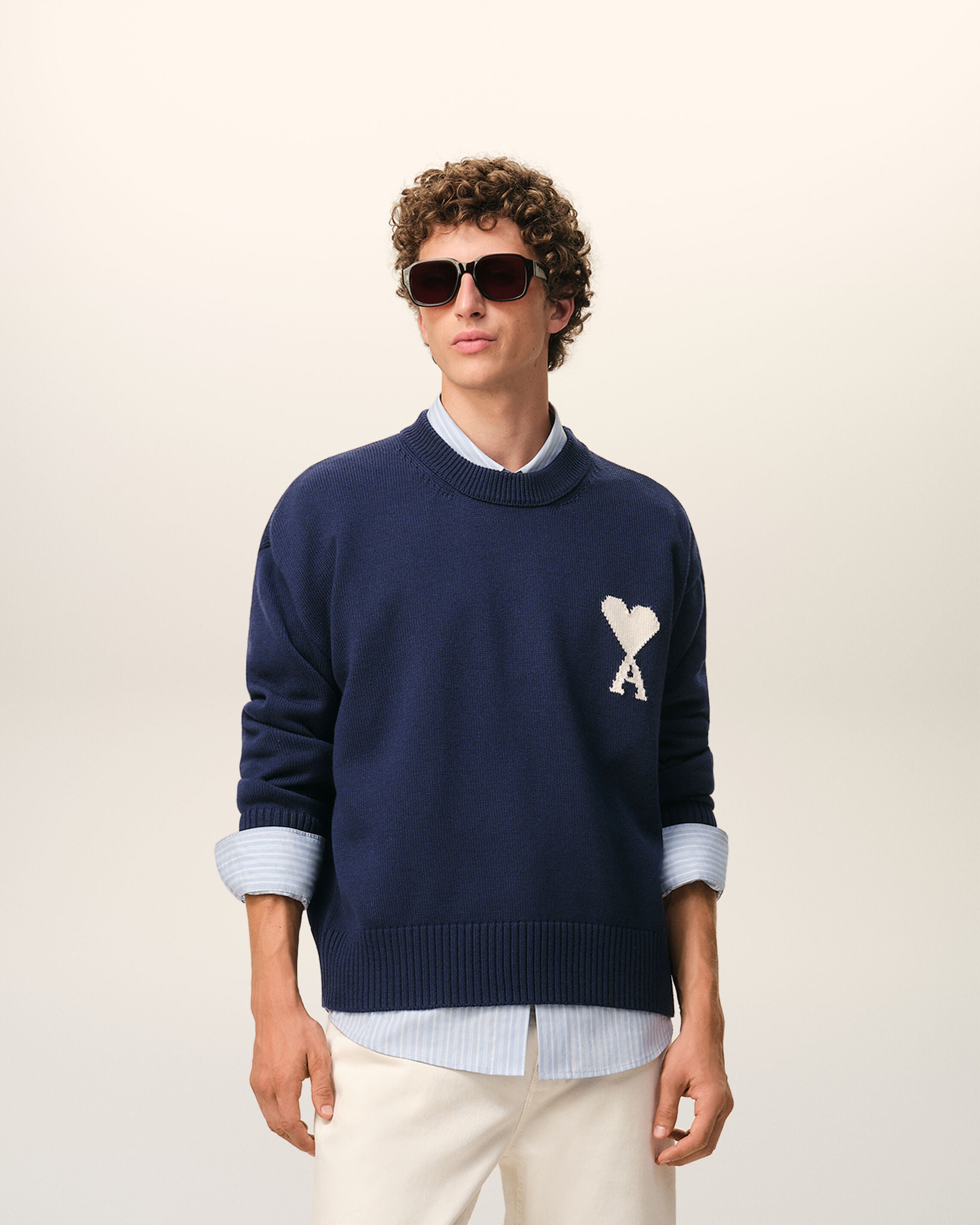 Sweater Azul de Lana y Algodón con Cuello Redondo Ink/Blanco | Ami Paris