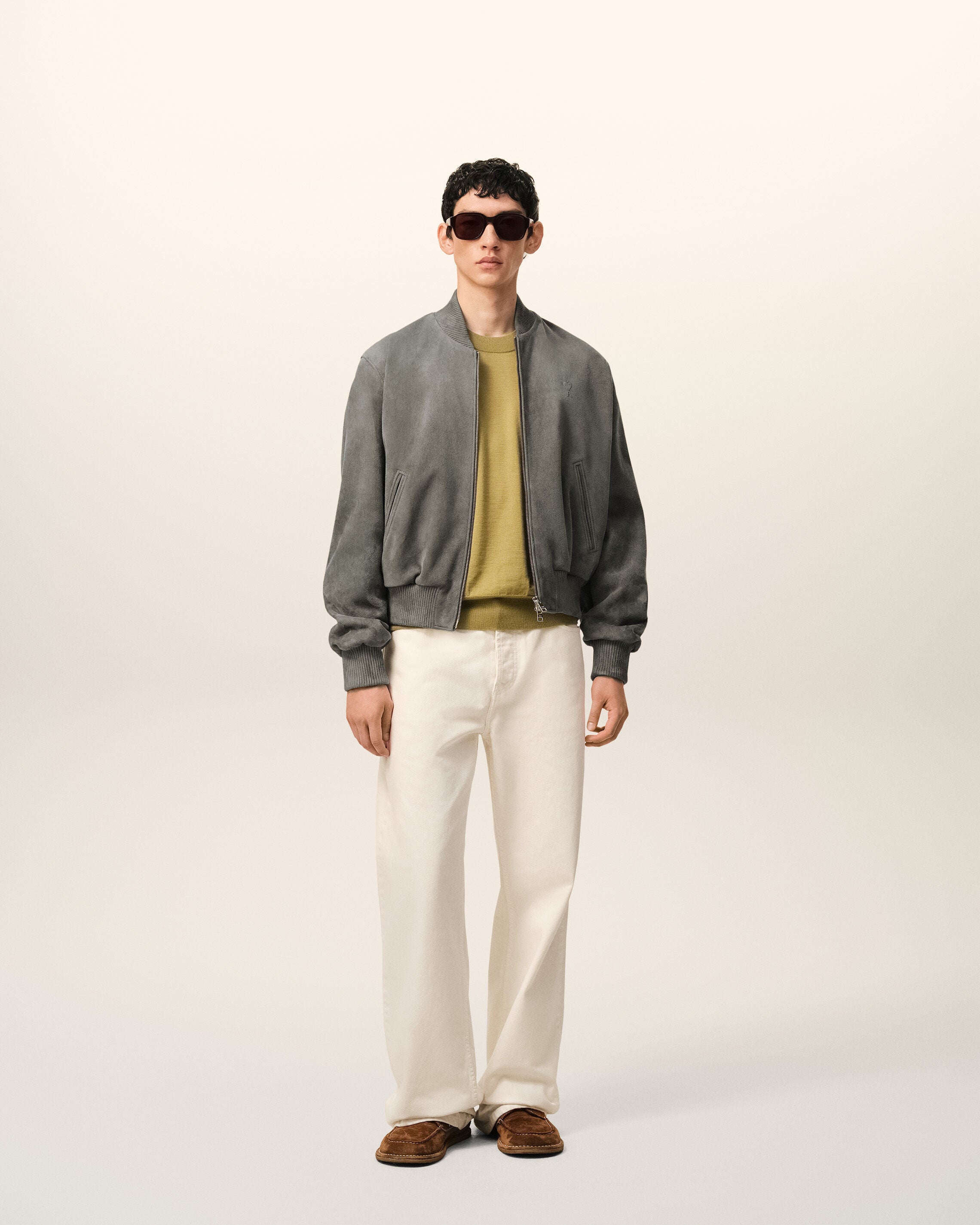 CHAQUETA CERRADA DE CUERO DE CABRA GRIS CARBÓN | Ami Paris