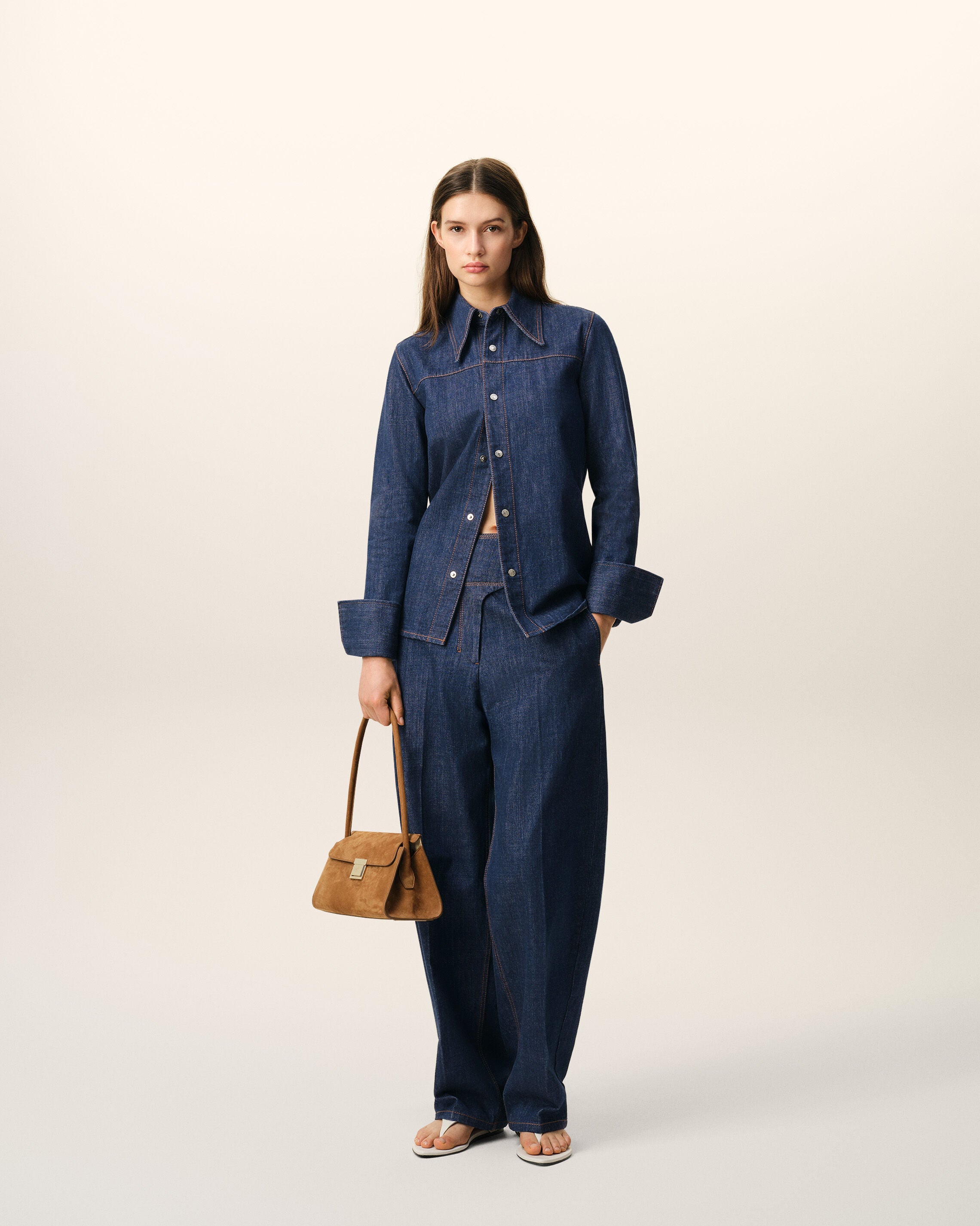 Camisa de algodón azul INDIGO con cuello marcado | Ami Paris