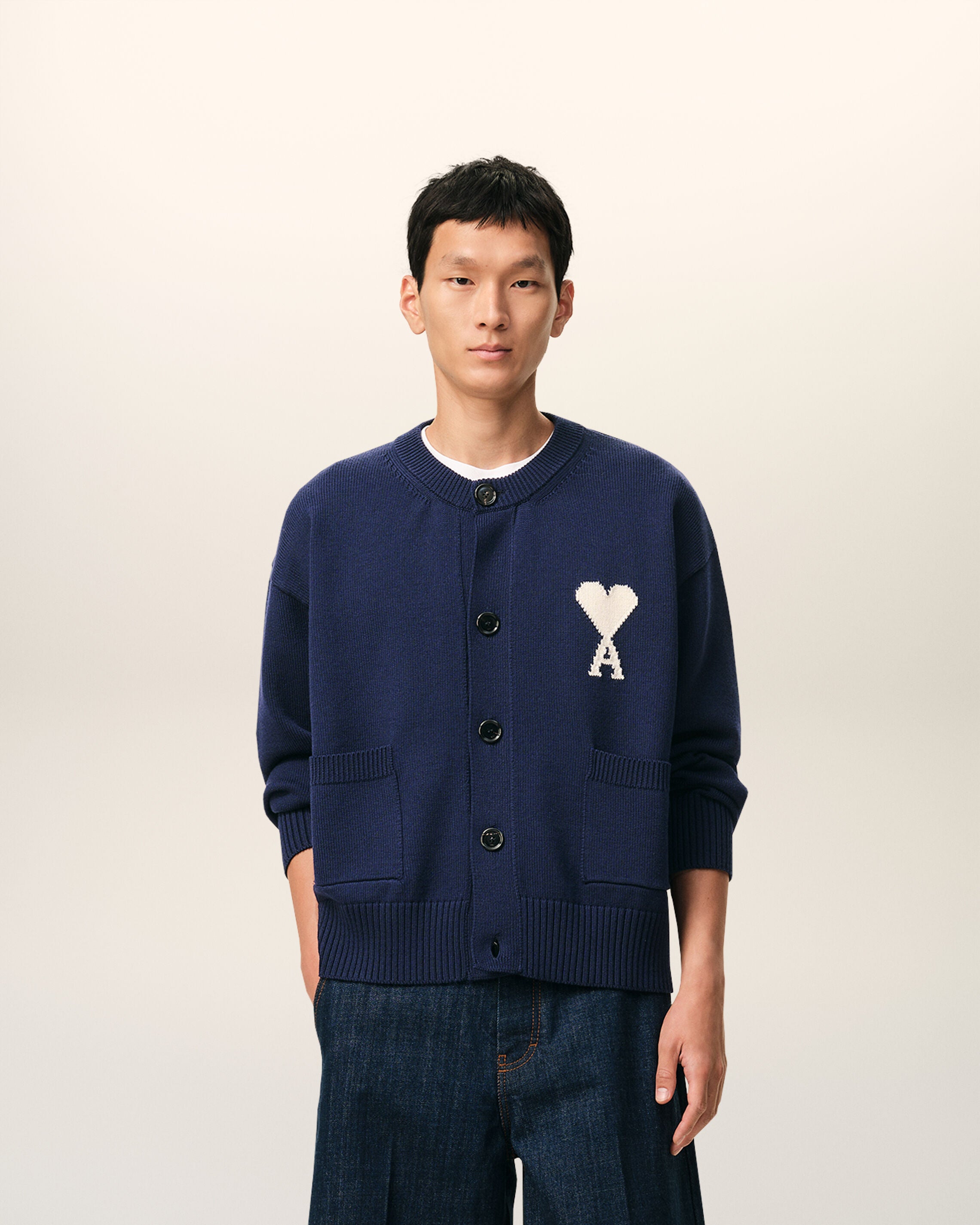Cardigan de lana azul INK/BLANCO | Ami Paris