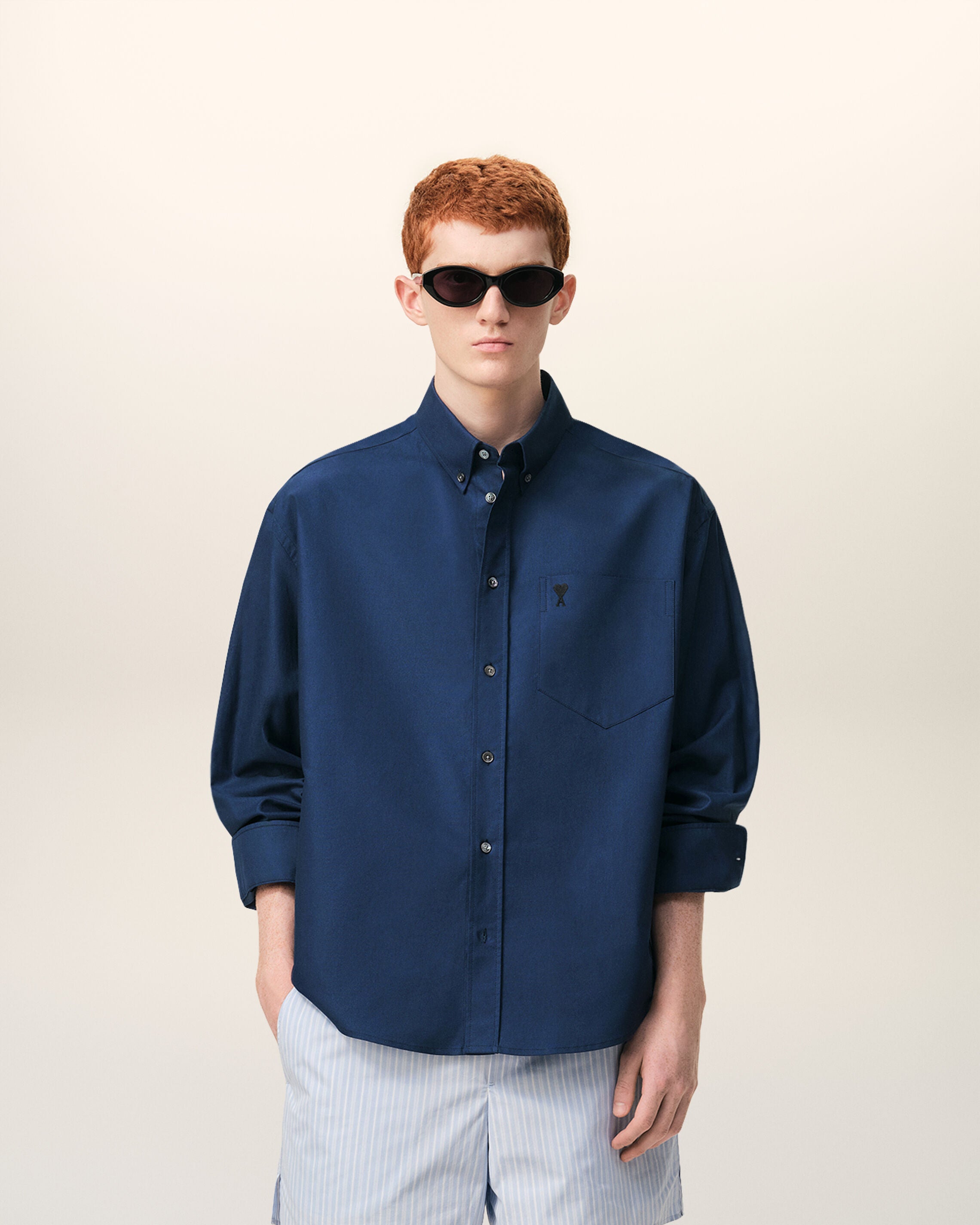 Camisa Ink Azul de Algodón con Estilo Boxy y Bordado Ami De Coeur | Ami Paris